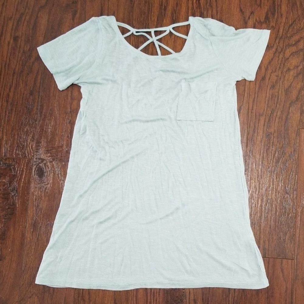 Green strappy tee NWOT